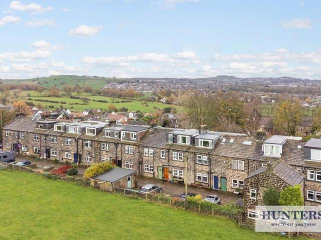 House for sale in Shaw Lane, Guiseley