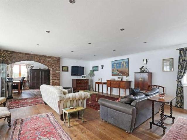 House for sale in Abbots Leigh, North Somerset