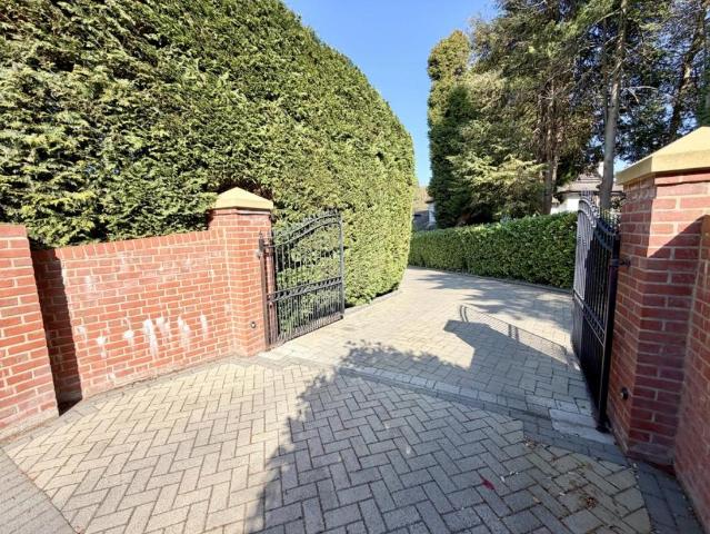 House for sale in Penn Hill, Poole