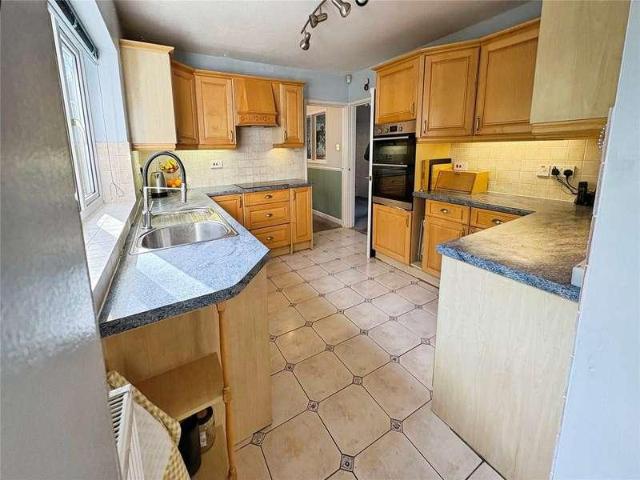 House for sale in Fleet, Hart