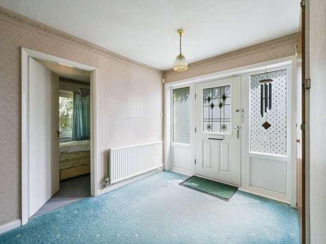 House for sale in Oxted, Hillview