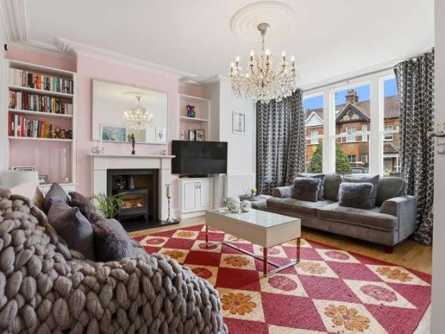 House for sale in Friern Barnet, Greater London