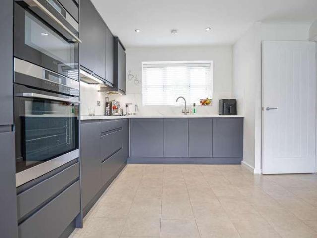 House for sale in Broughton Gate, Milton Keynes