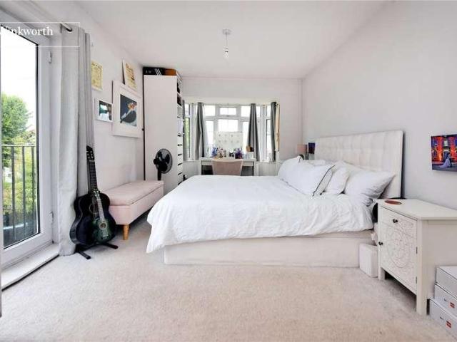 House for sale in Greater London
