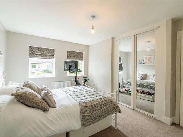 House for sale in Leeds
