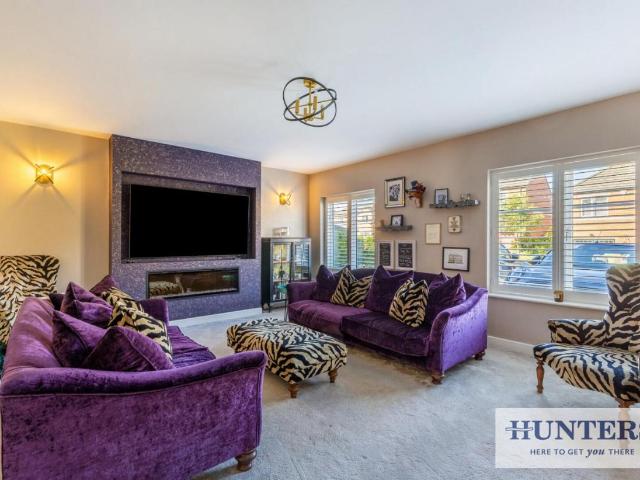 House for sale in Apperley Bridge, West Yorkshire