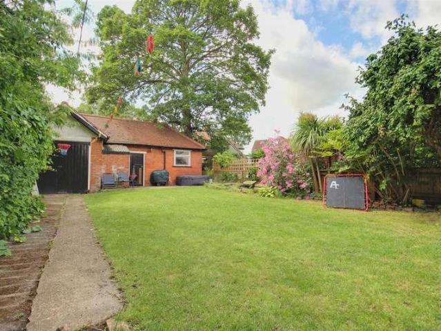 House for sale in Hull, Anlaby Park