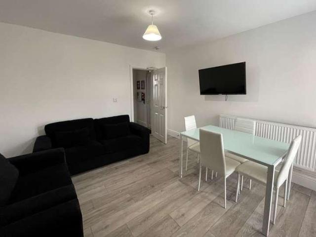 House for sale in Ermine West, Brayford