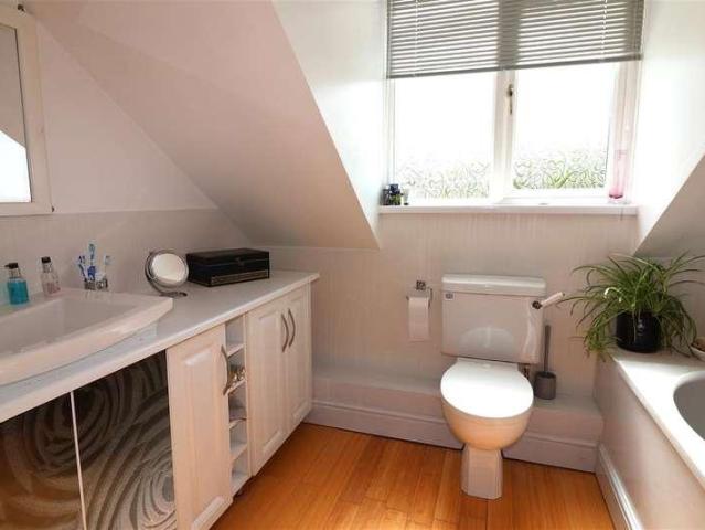 House for sale in Merlin's Bridge