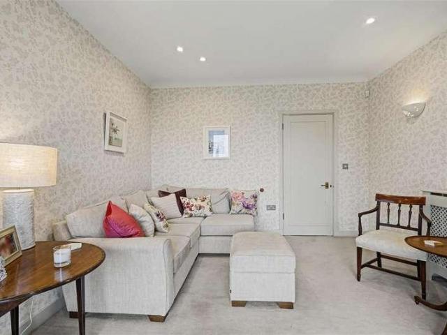 House for sale in Attenborough, East Midlands