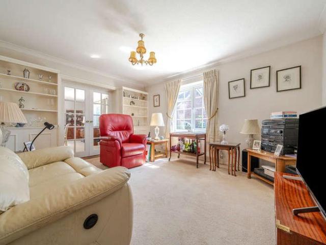 House for sale in Chelmondiston, Suffolk