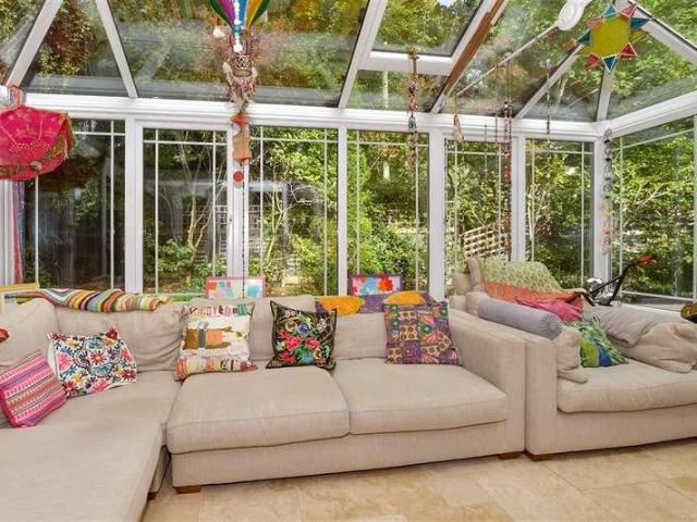 House for sale in Perryfields, West Sussex
