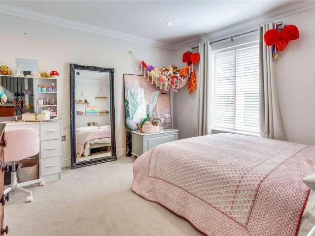 House for sale in Shiplake, Berrick Salome