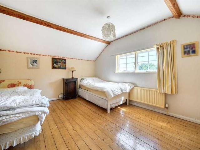House for sale in Barton Stacey, Hampshire