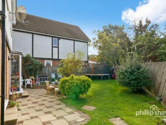 House for sale in Preston, Greater London
