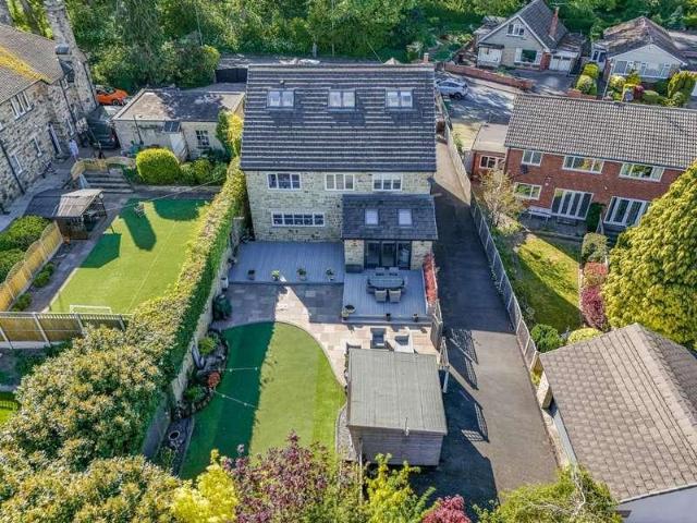 House for sale in Ossett, West Yorkshire