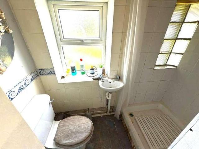 House for sale in Maenclochog, Wales