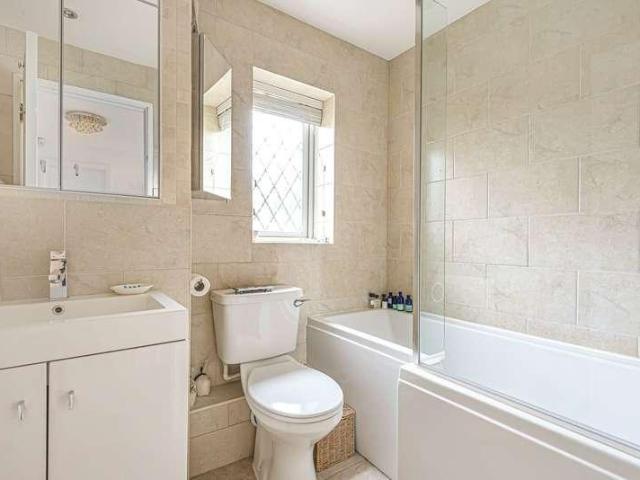 House for sale in Greater London