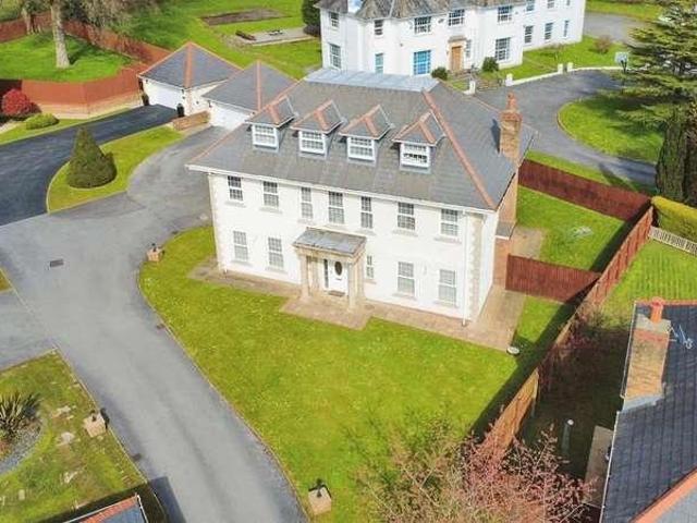 House for sale in Llangennech, Wales