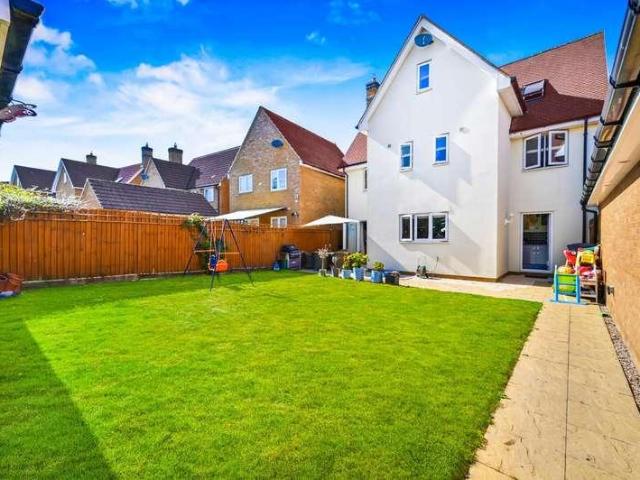 House for sale in Duton Hill, Essex