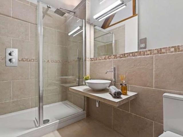 House for sale in Black Bourton, Oxfordshire