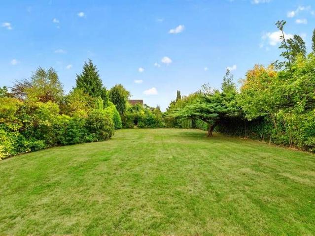 House for sale in Hillmorton Paddox, New Bilton