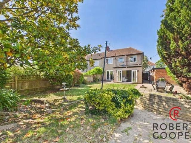 House for sale in Greater London