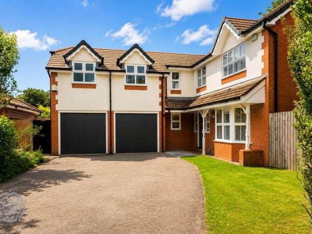 House for sale in Hollins, Bury