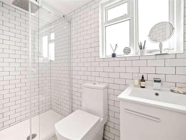 House for sale in Balham, Greater London