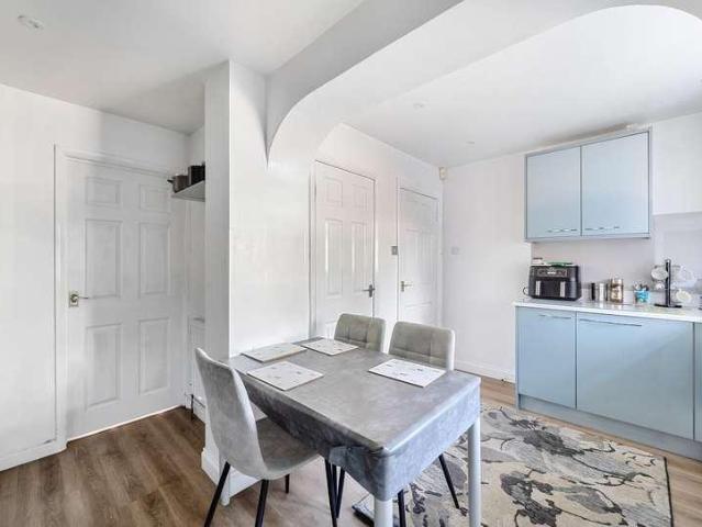 House for sale in Alstone, Golden Valley