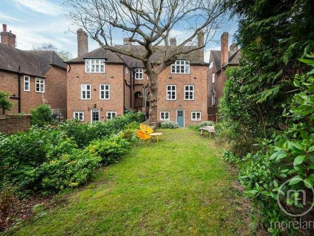House for sale in London Borough of Barnet, Greater London