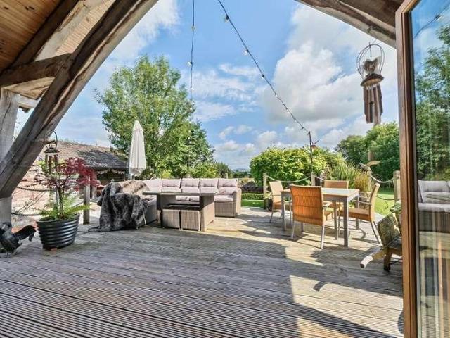 House for sale in Mark