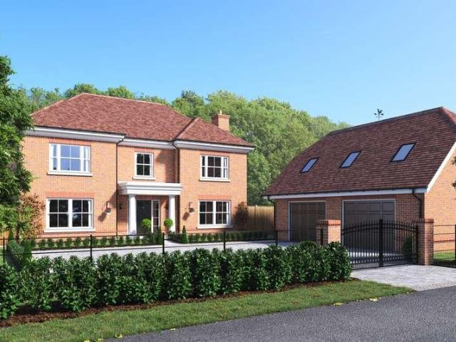 Property for sale in Fleetend, Fareham