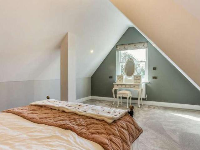 House for sale in Southlea, Datchet