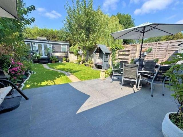 House for sale in London Borough of Barnet, Greater London