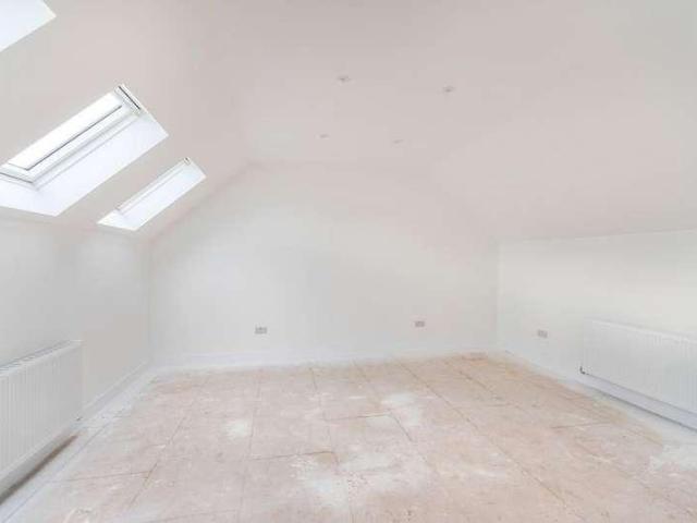House for sale in Costhorpe, East Midlands