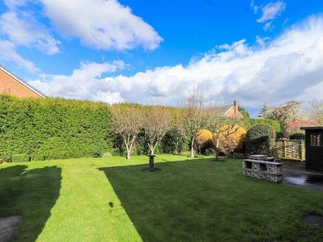 House for sale in Wakefield, Sandal Magna