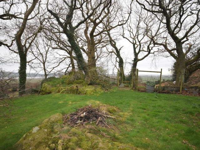 House for sale in The Hill