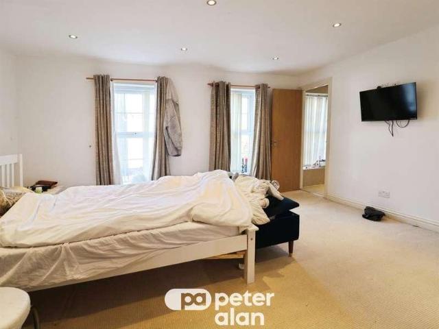 House for sale in Falcon Lodge, Wales