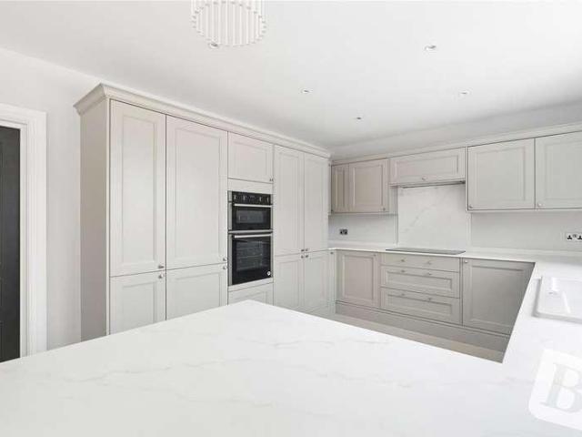House for sale in Greater London