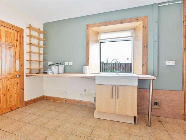 House for sale in Thankerton, Scotland