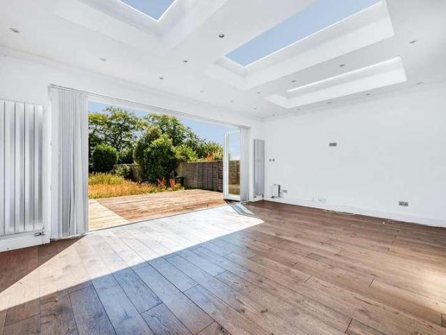 House for sale in London Borough of Ealing, Greater London