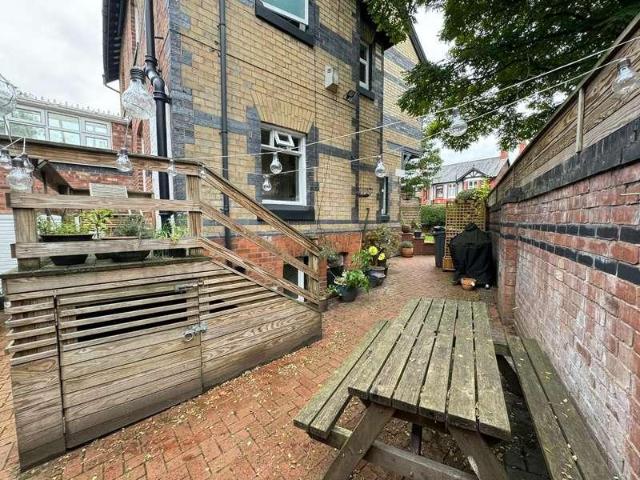 House for sale in Georgia, Greater Manchester