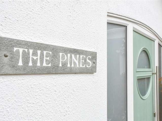 House for sale in Allington, Midway