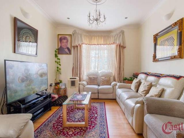 House for sale in Leyton, Greater London