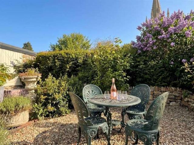 House for sale in Barholm, Lincolnshire