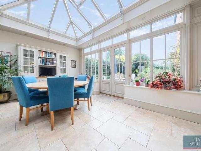 House for sale in Stanford On Avon, Leicestershire