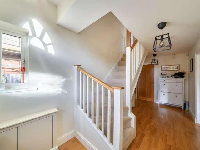 House for sale in Hallatrow