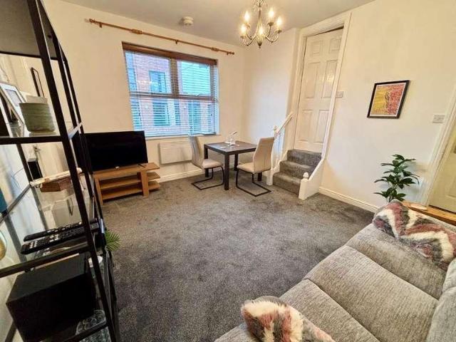 House for sale in Parrs Wood, Georgia