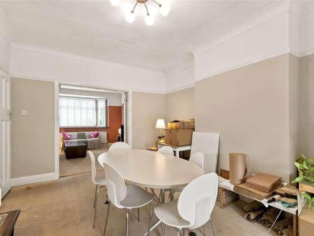 House for sale in Nunhead, Greater London